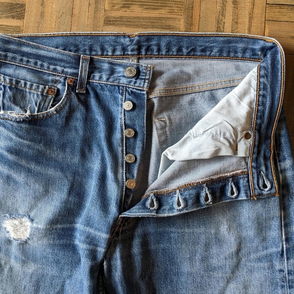 Vintage Levi's 501 - Picture 2 of 5
